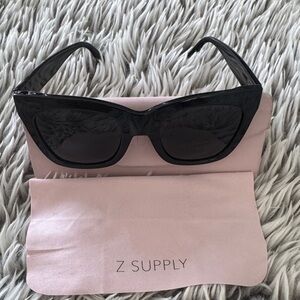 Z Supply Black Cat-Eye Sunglasses with Pink Case